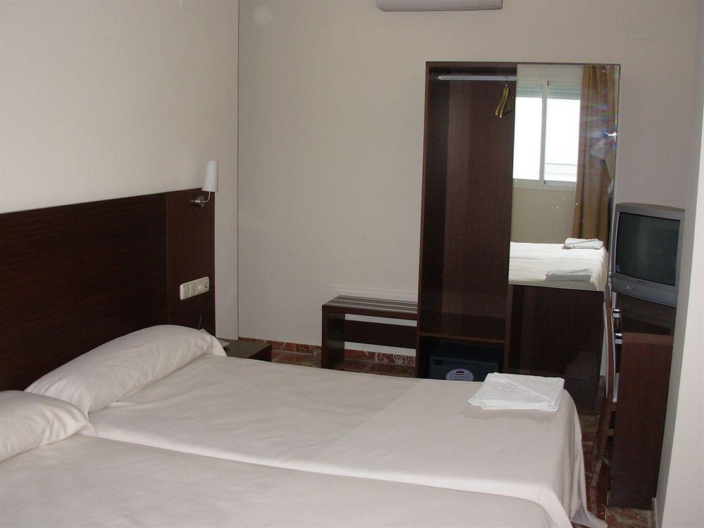 Hotel Marina Уэльва Экстерьер фото